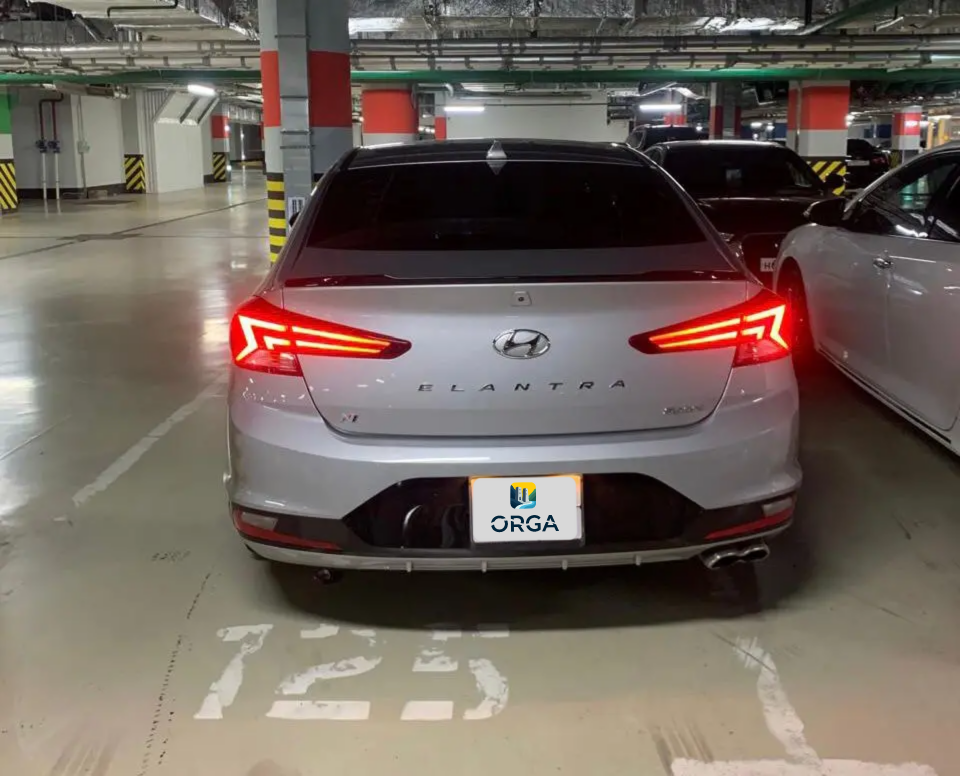 Hyundai, Elantra, 2019 г, 1750000 км