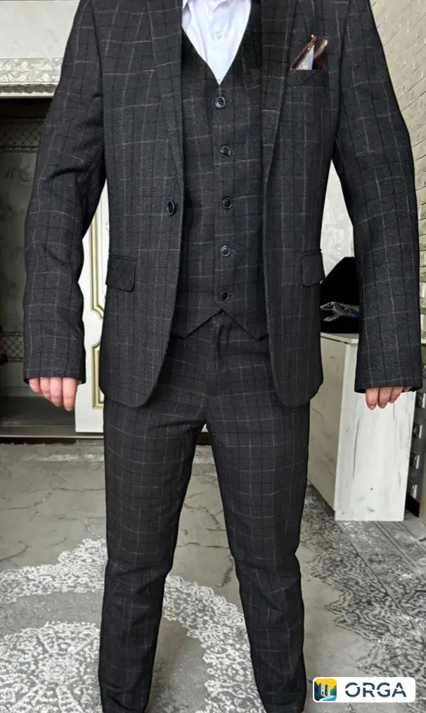 Мужской костюм, размер 42 (S)
