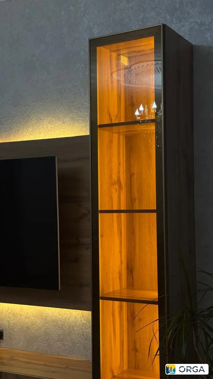 Тумба подвесная Лофт 180/36/30 с витриной, фальш панелью, фурнитурой Белуччи, корпусом EGGER, подсветкой