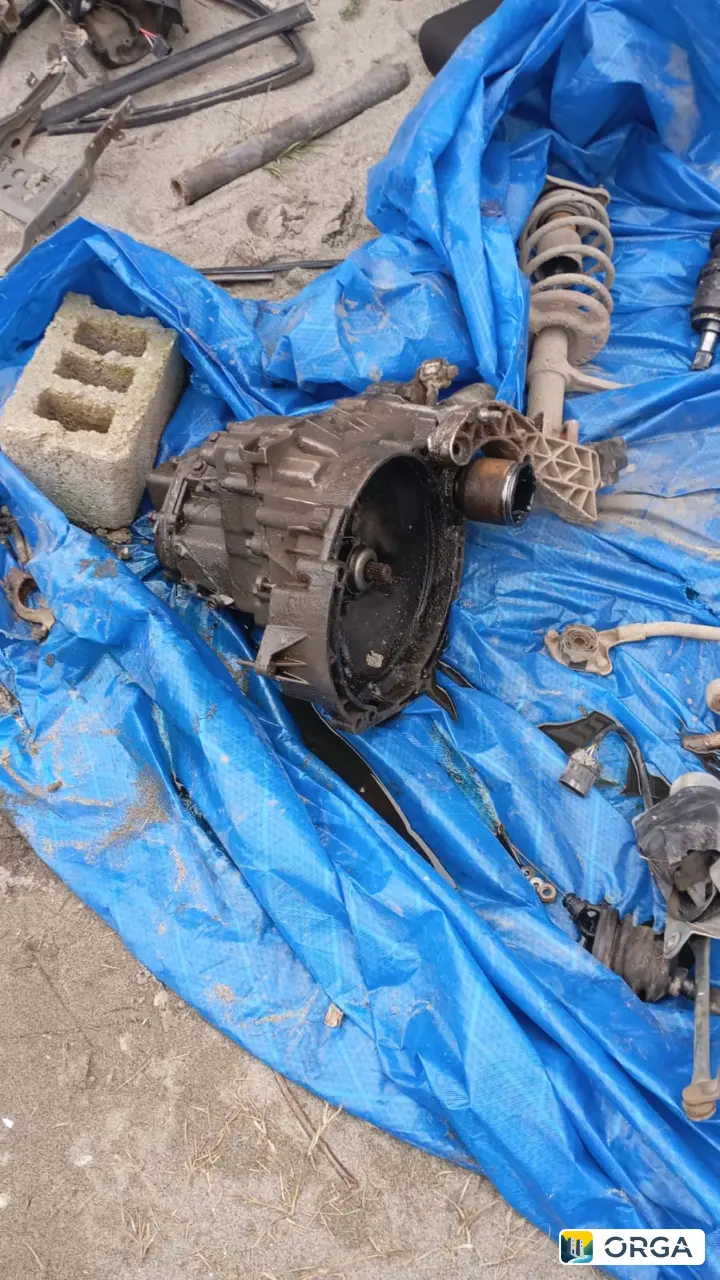 ВАЗ-2109 на запчасти в разборе