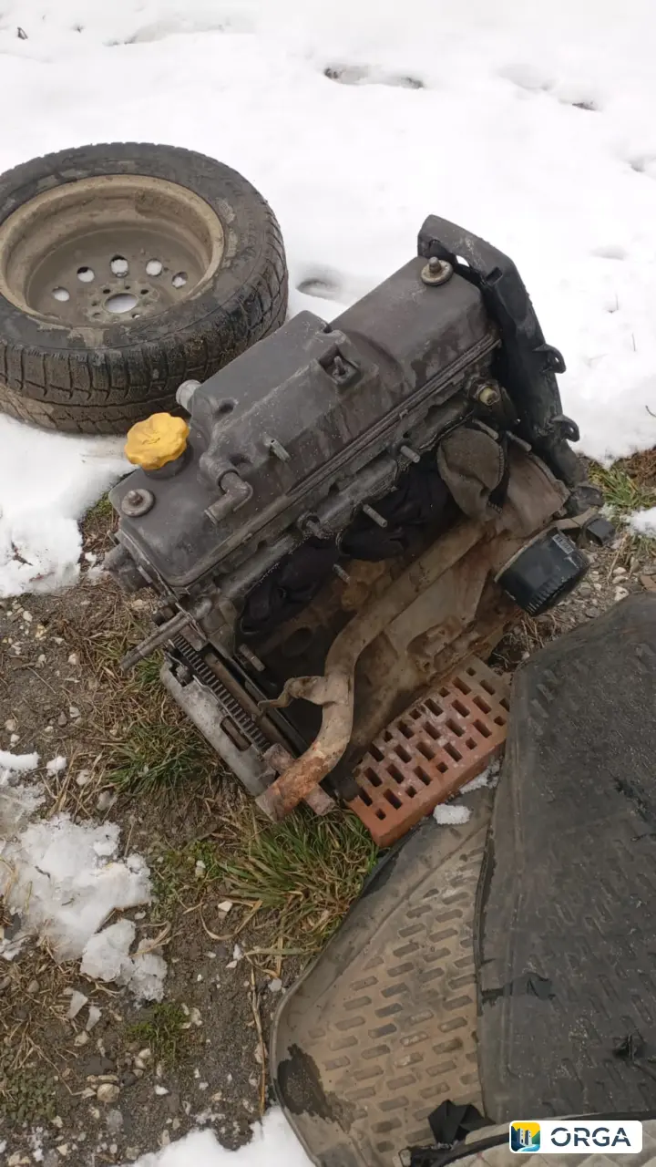 ВАЗ-2109 на запчасти в разборе