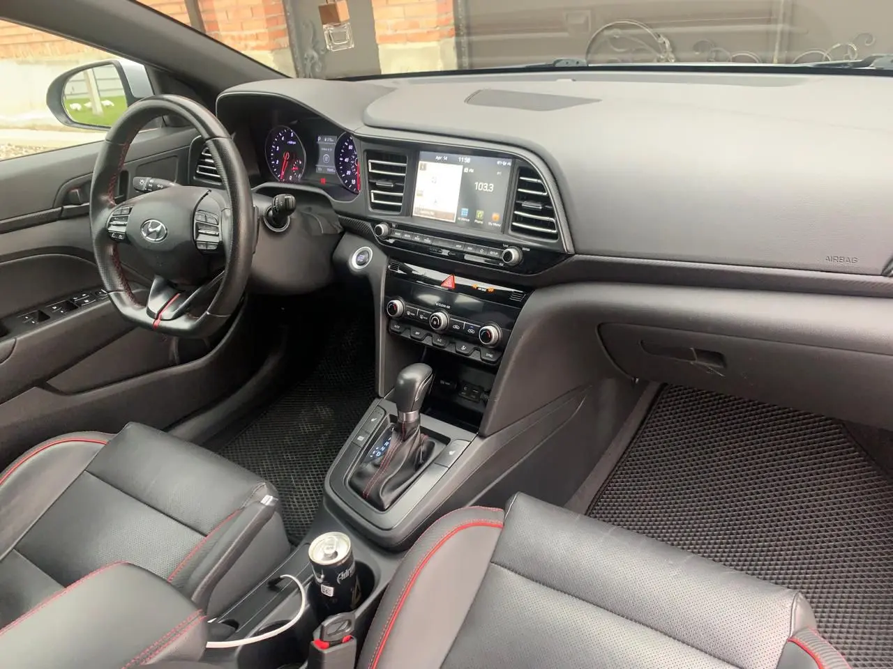 Hyundai, Elantra, 2019 г, 1750000 км