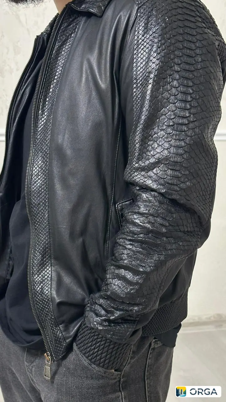 Мужская питоновая куртка Brioni размер L