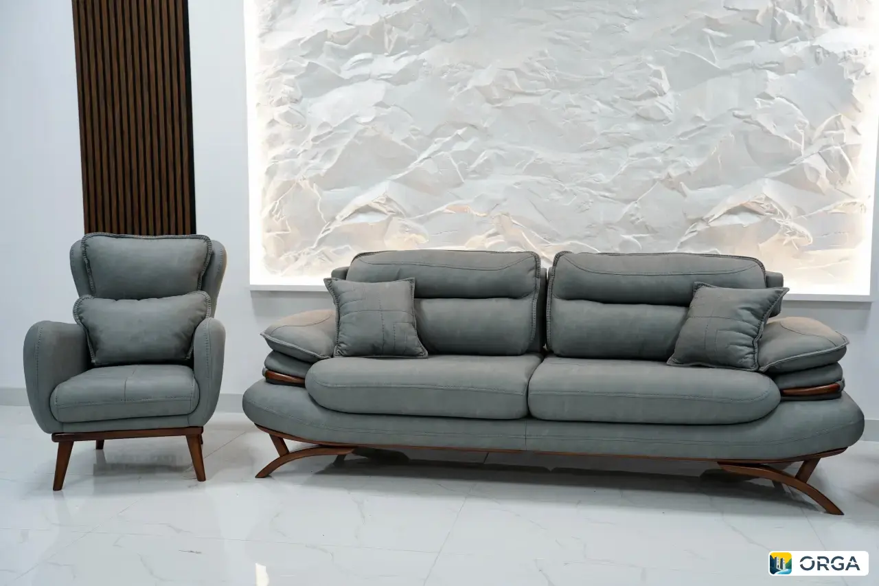 Модель Гравита