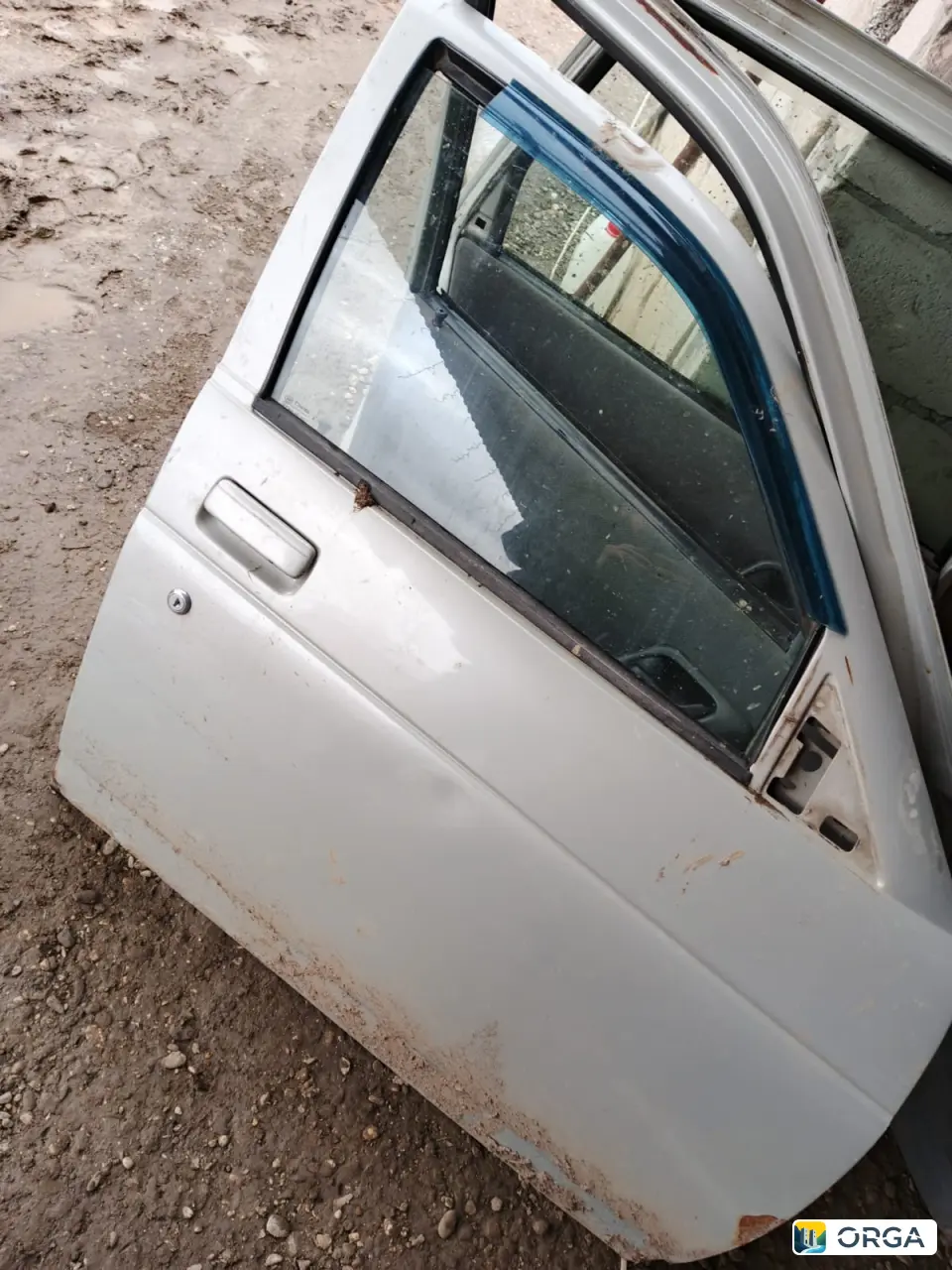 Двери ВАЗ-2110 (десятка)