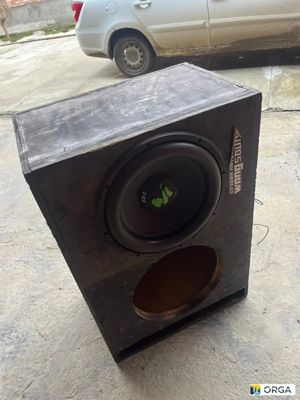 Автомобильный сабвуфер с усилителем, короб 2-15, настройка 29Hz