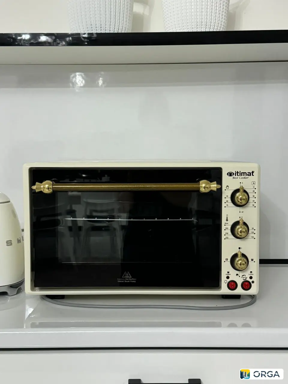 Духовая печь почти новая в идеальном состоянии