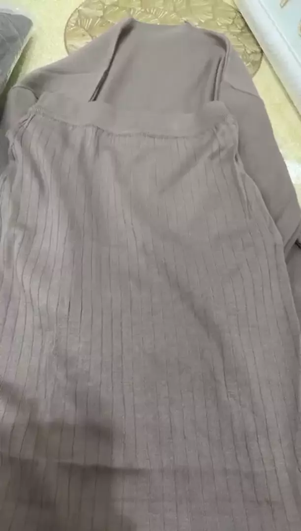 Платье бордовое и капучино, черное и темно-синее