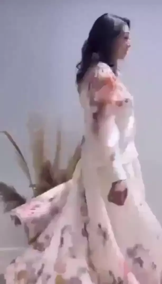 Женские платья, новые, размеры M и L