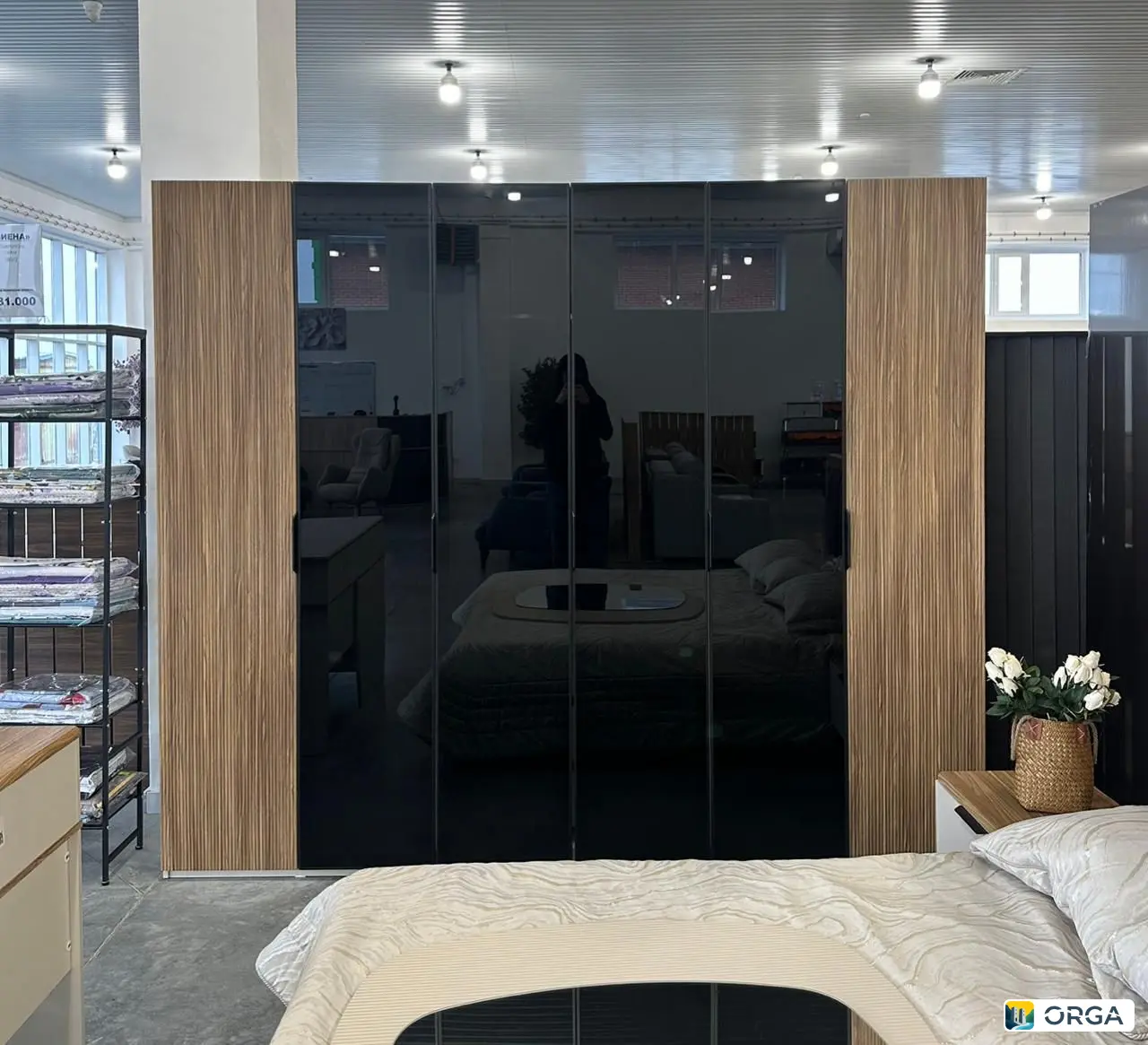 Спальный гарнитур «Сиена» 6дв, цвет Орех/сатин, с подсветкой, 120.000₽