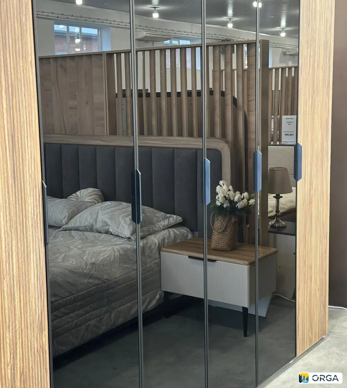 Спальный гарнитур «Сиена» 6дв, цвет Орех/сатин, с подсветкой, 120.000₽