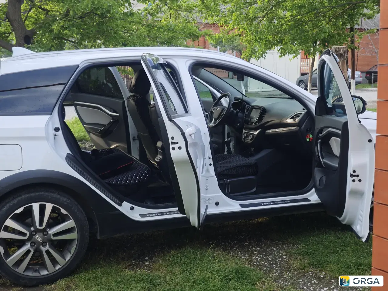 LADA (ВАЗ), Vesta, 2021 г, 1.6 л., 106 л.с, 75000 км