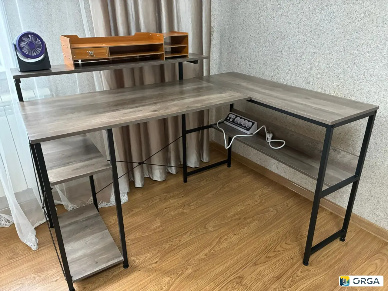 Продам компьютерный стол с мини вентилятором, органайзером и переноской