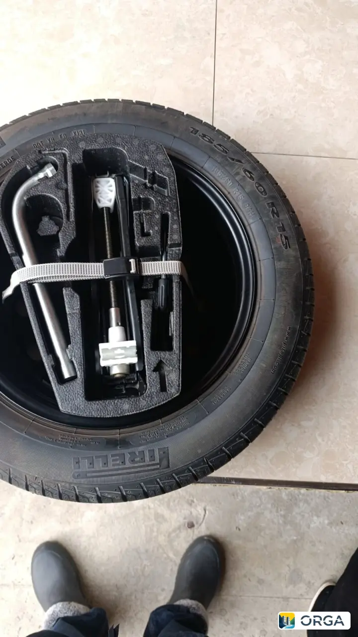 Запаска на Volkswagen Polo, б/у, 6500