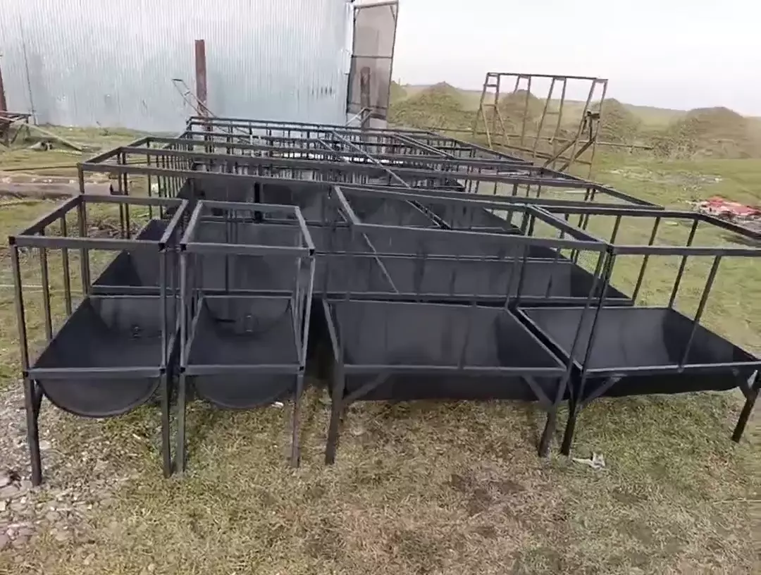 Кормушки для сельхоз животных (КРС и МРС) - размеры 85см, 175см, 300см на 60см