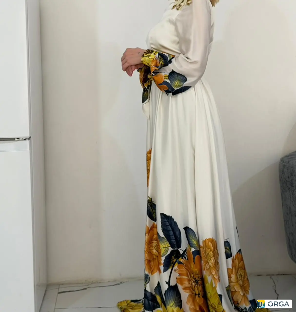 Продаю вечерние платья, размер 40-44