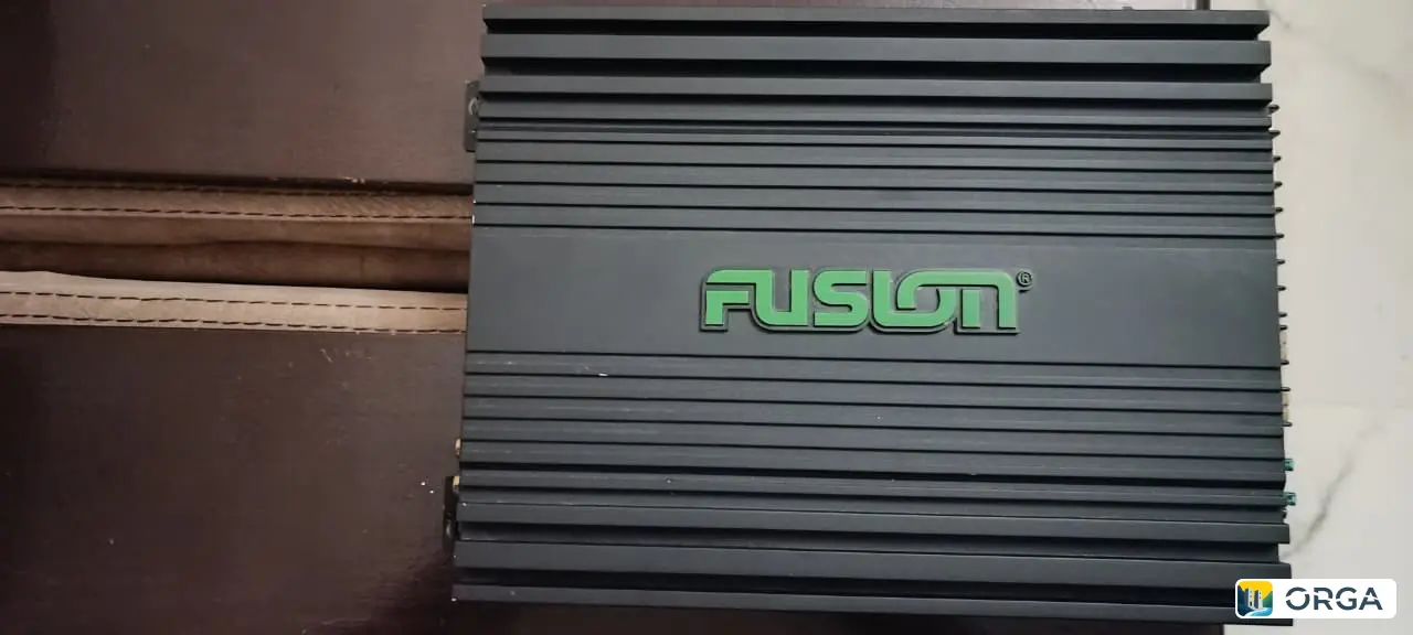 Усилитель 4.80, идеально работает, цена 2500р