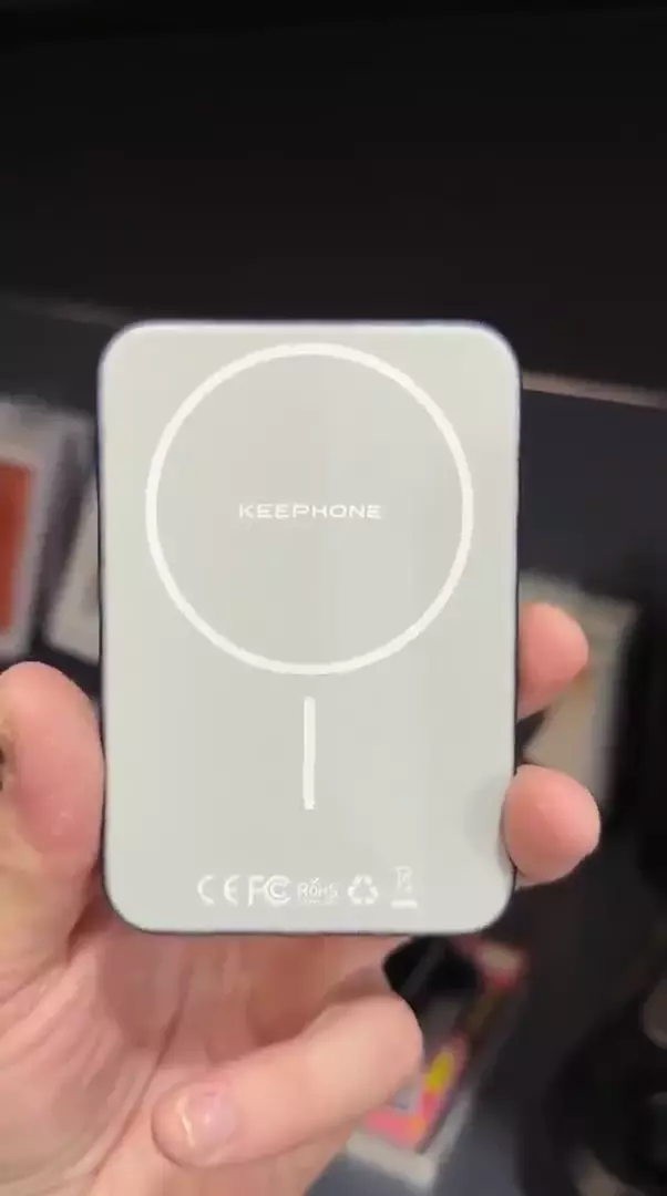 KEEPHONE Повер банк беспроводной
