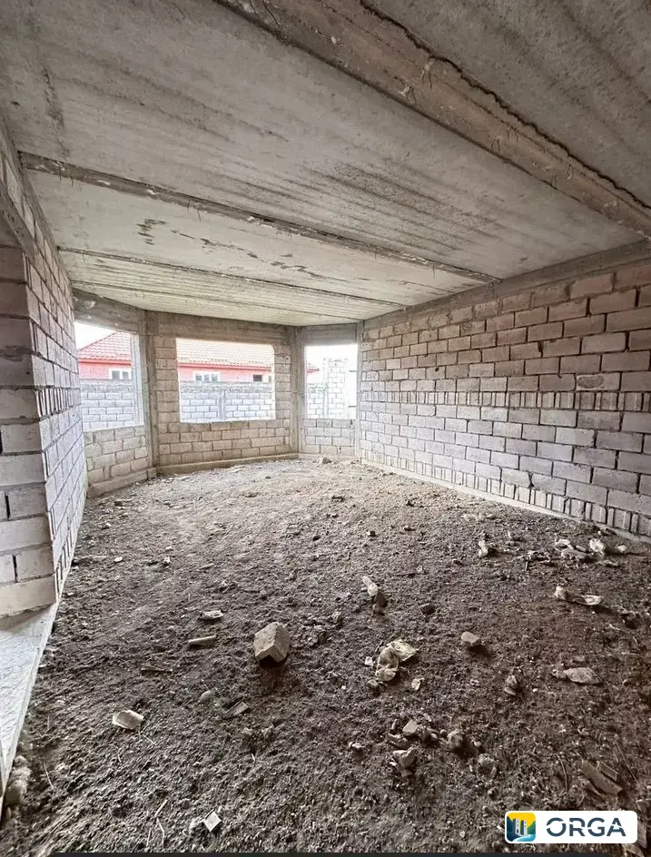 Дом 350 м² на участке 10 сот.