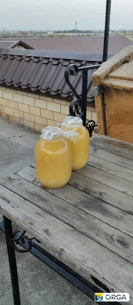 Продаётся свежее беларусское масло 5 кг 82.5% и топлёное масло 3 литр