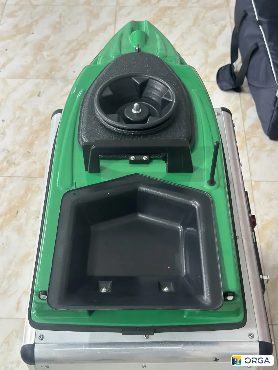 Прикормочный кораблик LEGENDA GROZNY