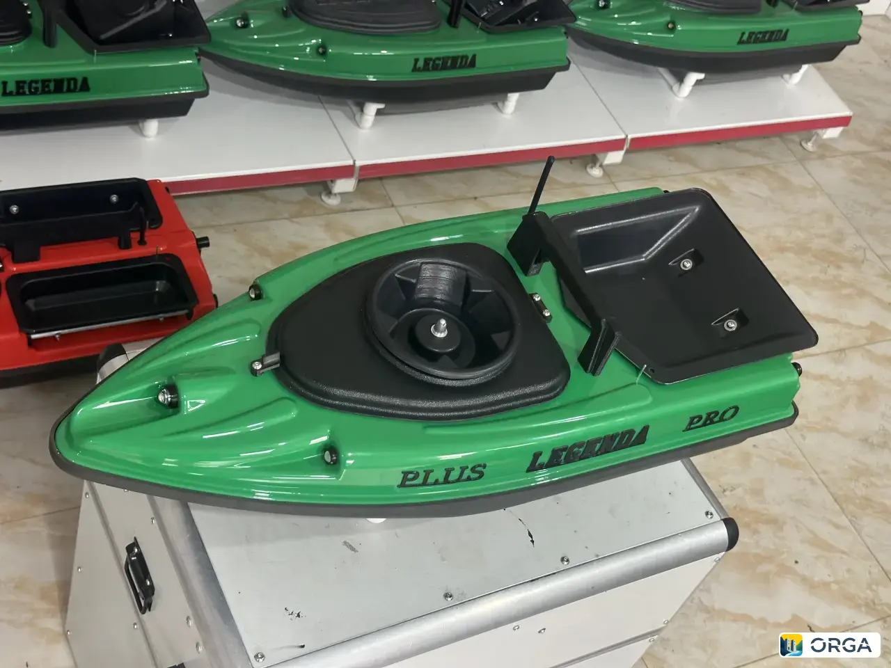 Прикормочный кораблик LEGENDA GROZNY