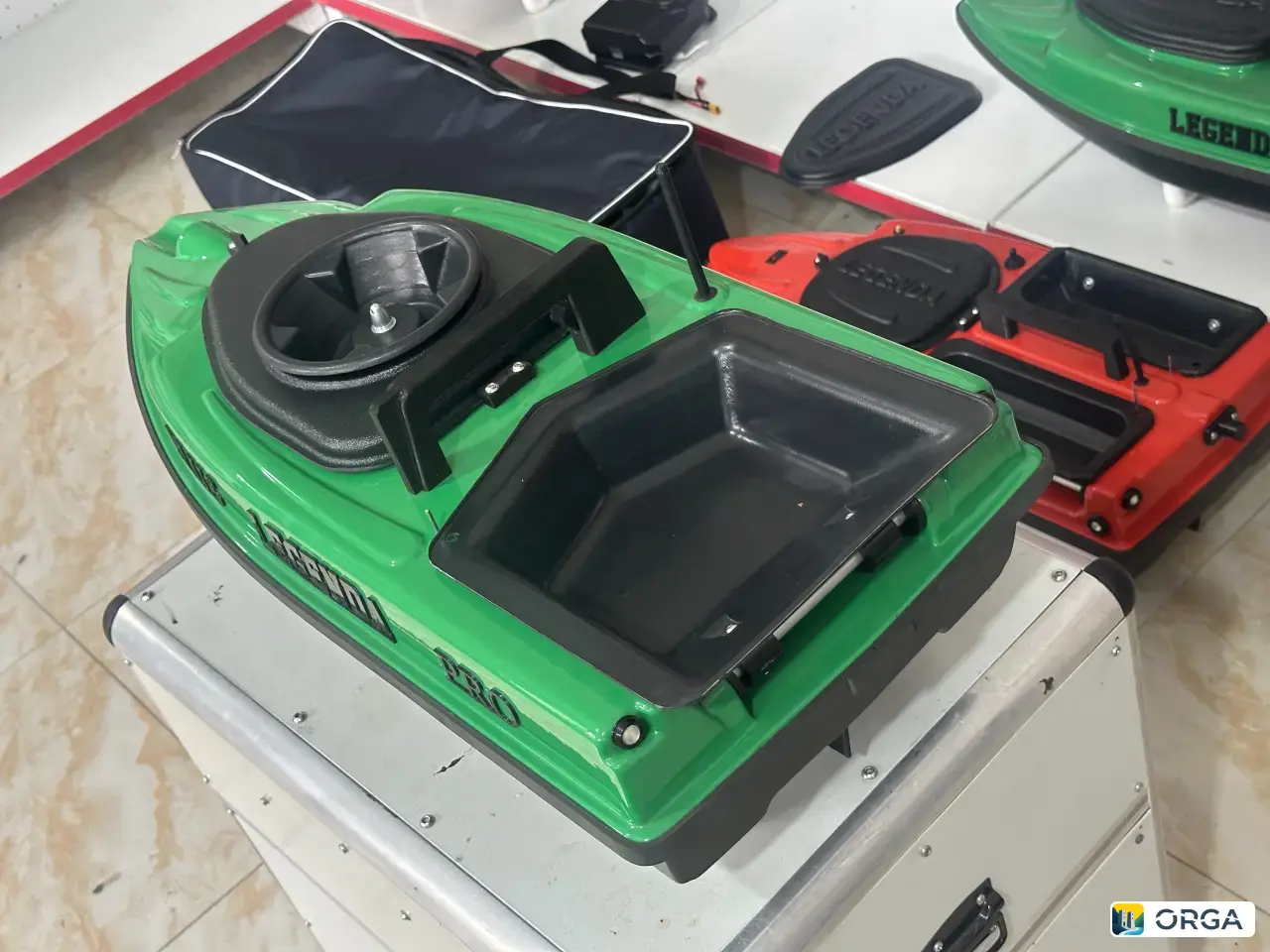 Прикормочный кораблик LEGENDA GROZNY