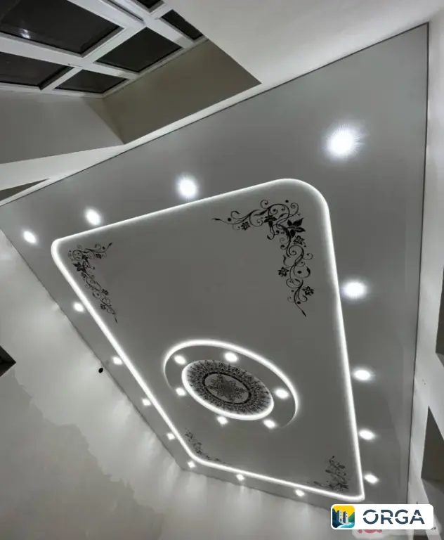 Натяжные потолки и жалюзи всех видов!!!