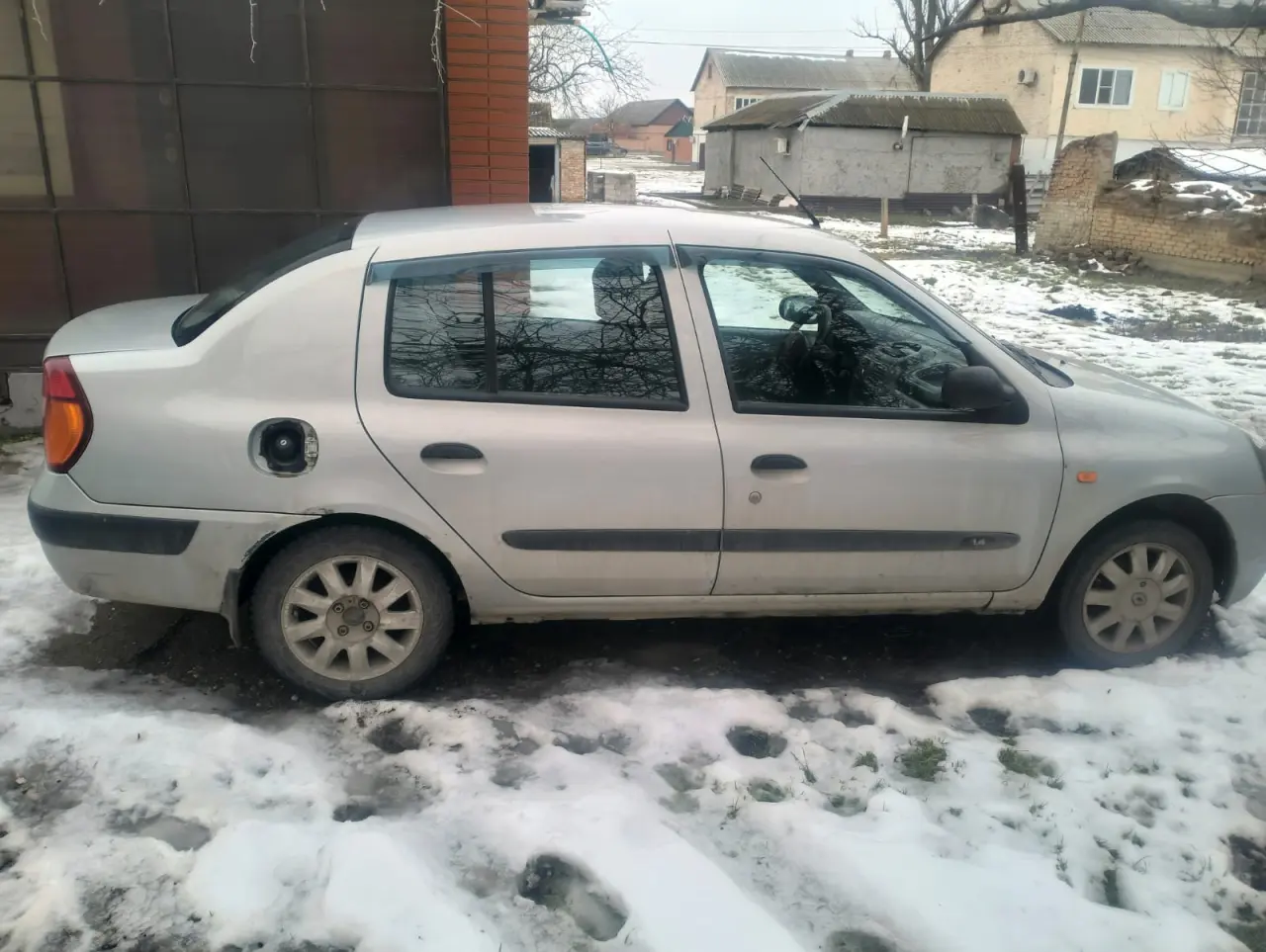 Renault, Logan, 2005 г, 320000 км