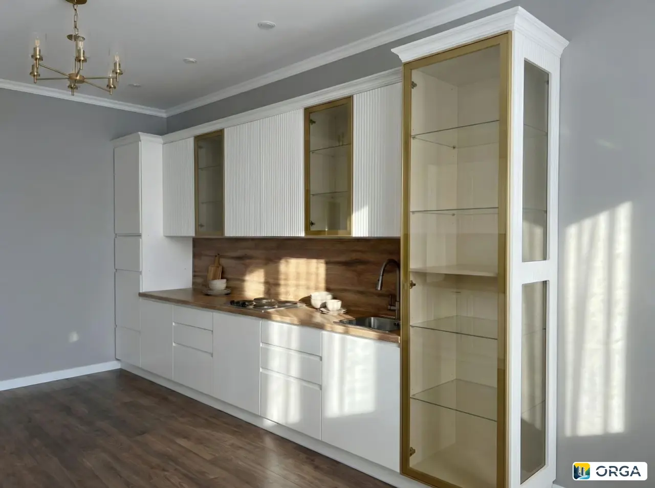 Кухня «Белла» 420, размер 420х245х60см, фасады крашеный МДФ белый, корпус ЛДСП белый