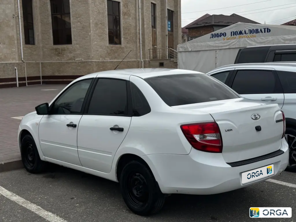 LADA (ВАЗ), Granta, 2016 г, 200000 км